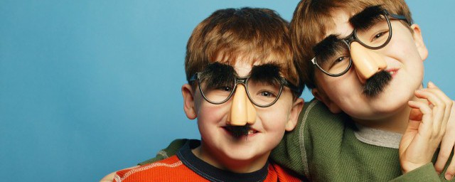 关于我和朋友在愚人节的事英语作文(愚人节作文英文)