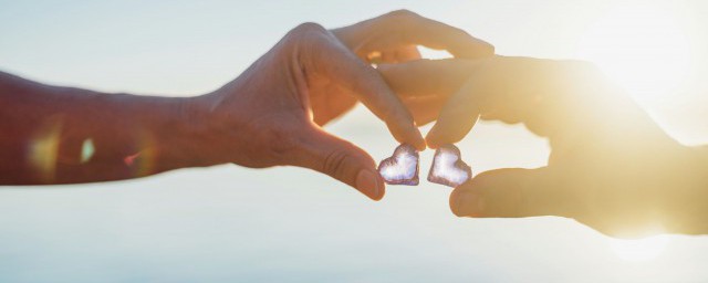 情人节发红包5213的意思是什么(情人节红包5210是什么意思)