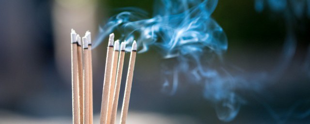 烧香时截香的寓意