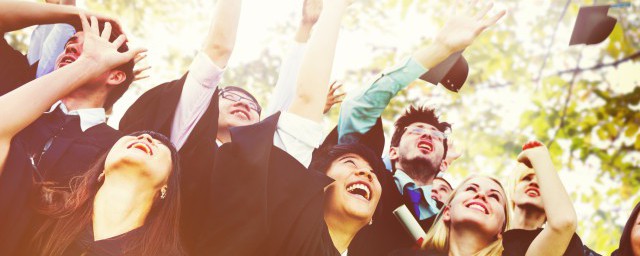 毕业留言短句有哪些呢(毕业留言唯美句子短句)