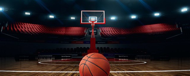 篮球解说技巧有哪些(篮球比赛解说的必备知识)