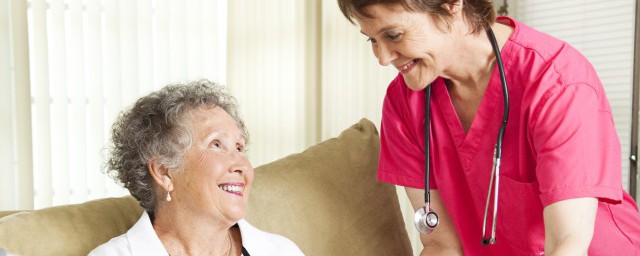 眼科护士的工作岗位职责(眼科护士主要职责)