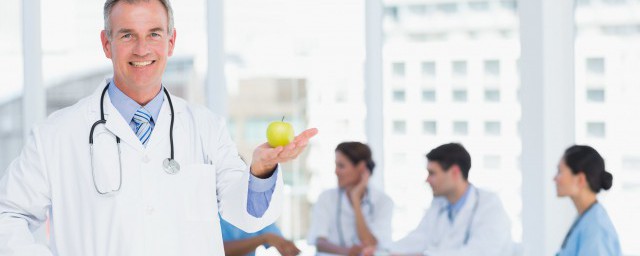 粉红色腕带表示儿科对吗(医院的粉红色腕带是什么意思)