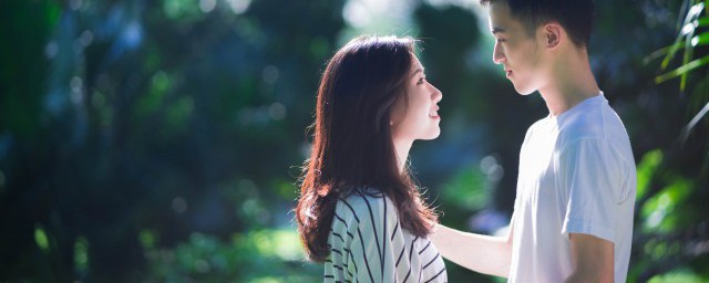 情侣誓言4字短语精选(情侣爱情誓言14短句)