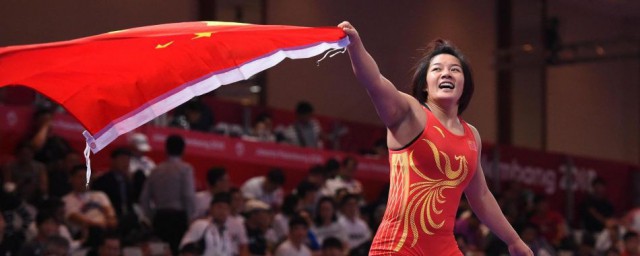 关于摔跤运动员周倩的介绍(摔跤运动员李倩)