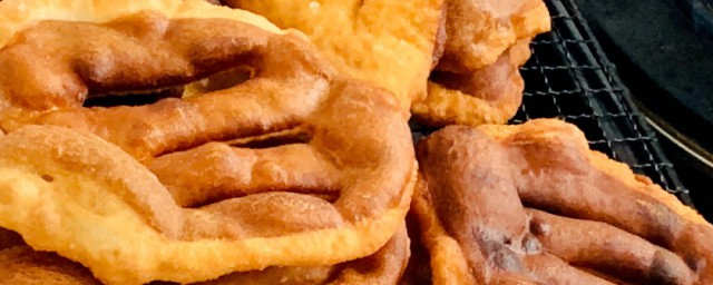 糖油饼的做法分享(油糖饼怎么做)