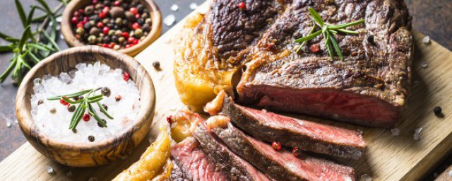 原切牛排的做法介绍(原切牛排配料)