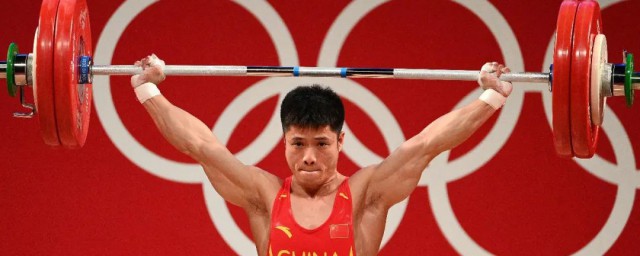 举重的器材是什么(举重的运动器材叫什么)