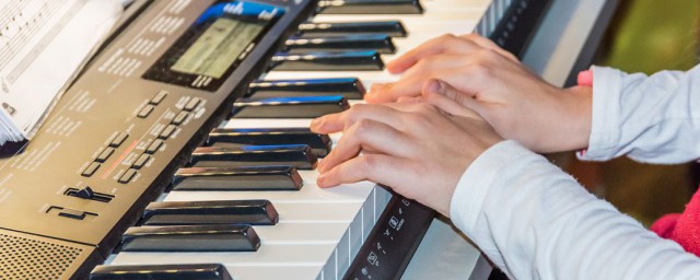 学电子琴的技巧(怎样学练电子琴)