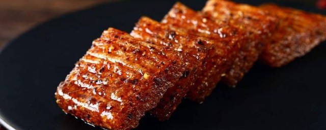 如何用剩米饭做辣条(剩米饭做辣条的制作方法)