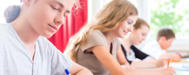 优美的英文句子精选(那些优美的英文句子)