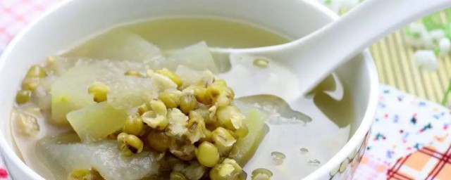 冬瓜绿豆的功效(绿豆冬瓜汤的功效与作用点)