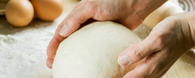 和面技巧有哪些(和面的三种方法)