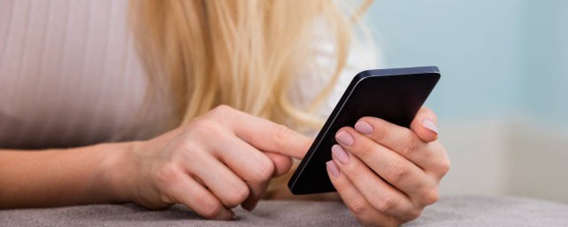 查手机欠费的方法(怎么查手机欠费了吗)