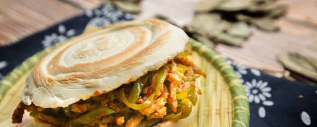 肉夹馍饼胚做法(肉夹馍饼胚怎么做)