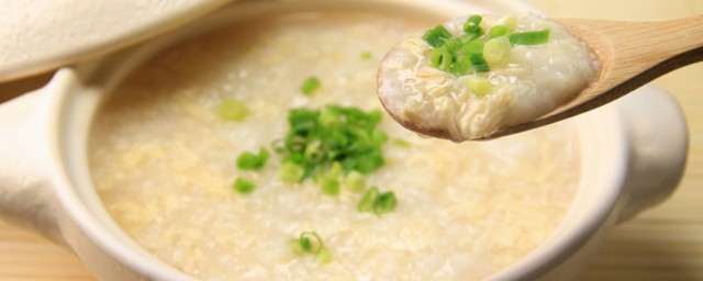 稀饭怎么做好吃(土豆稀饭怎么做好吃)