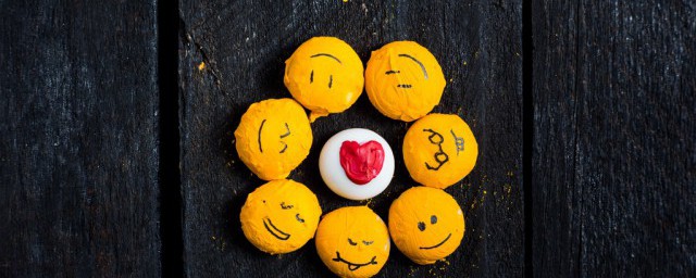 关于需要你时你不在的短句(你需要我的时候我不在的句子)