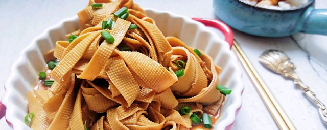 卤豆皮怎么做(卤豆皮怎么做才入味又好吃)