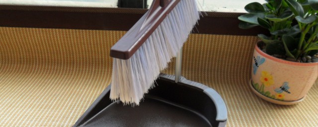 扫帚和装垃圾的叫名称叫法(扫帚的另外称呼)