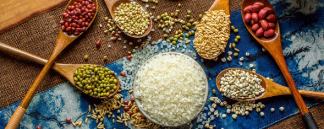 薏米红豆水怎么煮(薏米红豆水怎么煮去湿气效果最好)