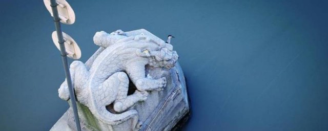 拱宸桥下的神兽名字介绍(杭州拱宸桥亭子里的神兽)