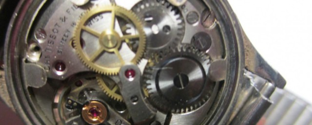 天梭表后盖字母代表的意思(天梭表后盖图片)