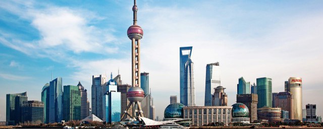 浦东三大高楼的简介(上海浦东三座最高楼)