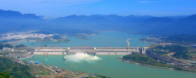 关于葛洲坝的简介(葛洲坝的具体位置)