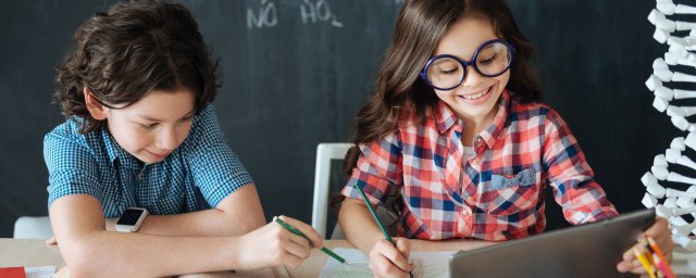 关于徐玲简介(徐玲作者简介)