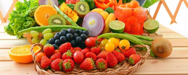 有痛风的人适合吃哪些水果(痛风的人能吃什么水果最好)