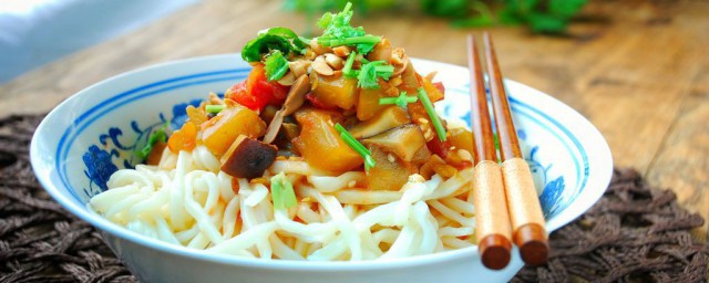 茄丁面怎么做(茄丁面怎么做视频)