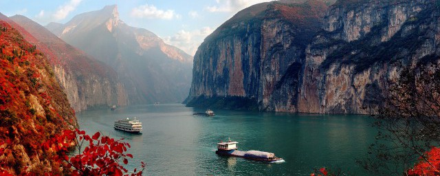 广东第一峰的山简介(广东第一峰山顶)