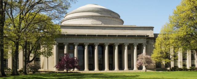 麻省大学的资料(麻省大学英文)