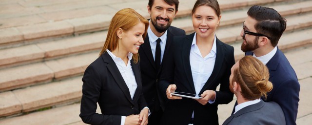 商务场合需要注意如下细节(常见的商务场合)