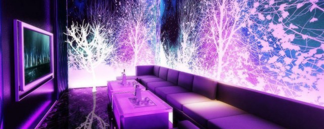 黄旭包厢服务意思是什么(带白帽子为黄旭提供包厢服务)