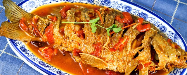 红烧鱼块家常做法分享(红烧鱼块的家常做法简单方便)