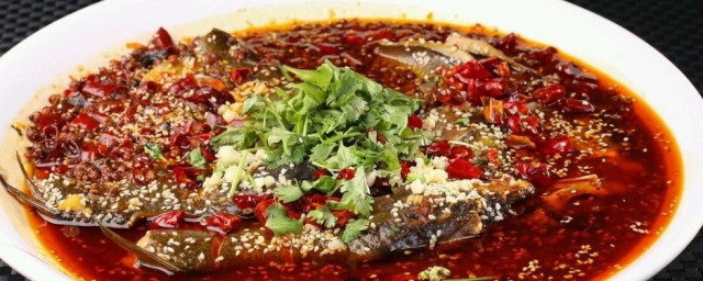 麻辣鱼头做法分享(麻辣鱼头怎么做好吃窍门)