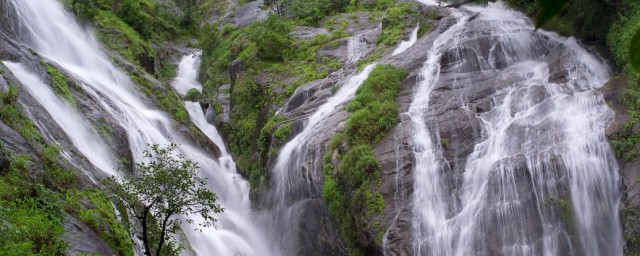 黄果树瀑布的介绍(黄果树瀑布的介绍资料)