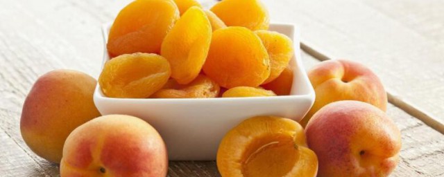 杏子的营养价值功效作用是什么(杏子的营养价值和药用)