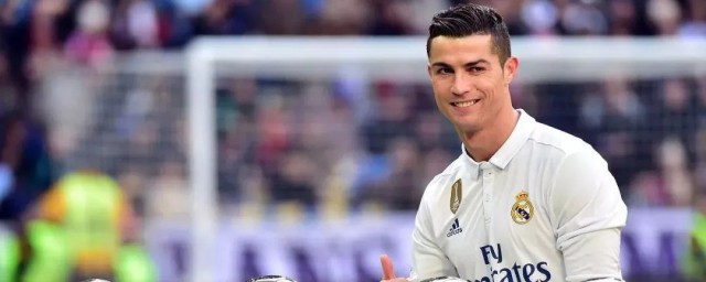 c罗的资料(c罗的基本资料)