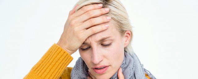 手脚冰冷发烧如何处理(发高烧手脚冰凉怎么处理)