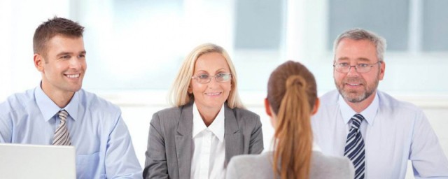 第一次面试注意事项(初次面试技巧和注意事项)