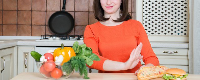 买食品时应该注意什么(购买食品时你要注意什么)