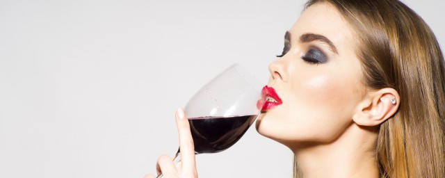 喝什么能够解酒(喝酒什么能解酒)