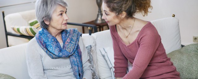 年龄大了需要注意什么(年龄大了什么最重要)