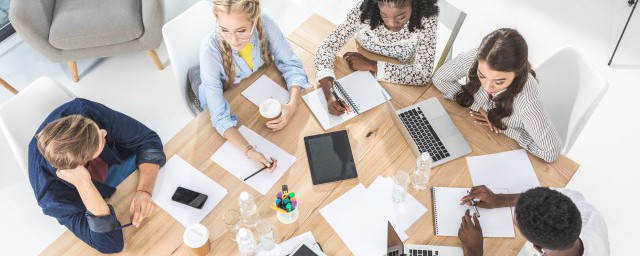 页脚如何设置(页脚如何设置第几页共几页的形式)