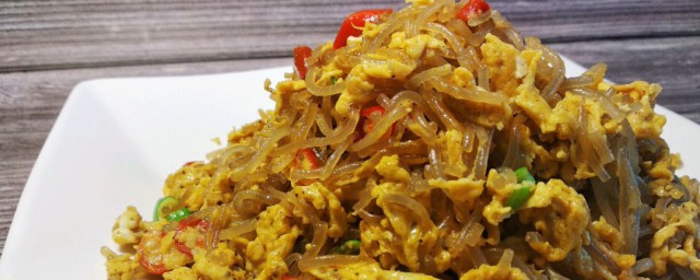 粉丝炒鸡蛋做法分享(鸡蛋炒粉丝的家常做法视频)