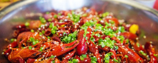 红烧龙虾做法(红烧龙虾的做法和步骤窍门)