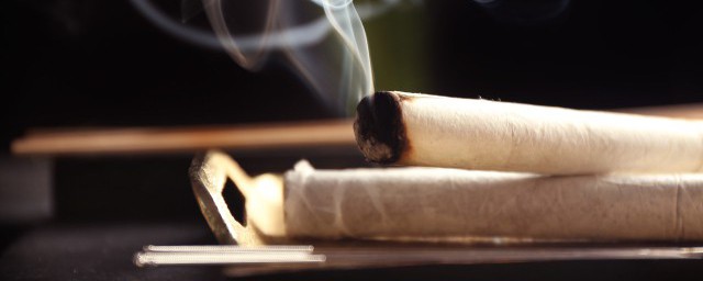 艾条的制作方法(自制艾条的制作方法)