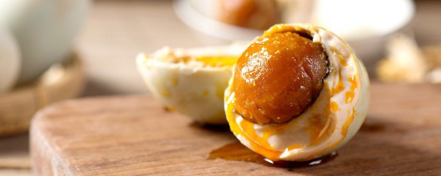 鸭蛋的作用(虫草蒸鸭蛋的作用)